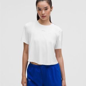 Pace Crush Cross-Back Graphic T-Shirt